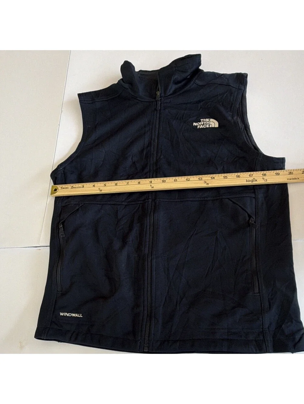 The North Face Men's Navy Solid Full Zip soft shell Vest Zipped Pockets Size S